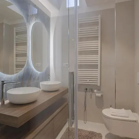 Apartment Market 3-bedroom Design *