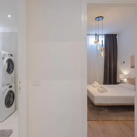 Market 3-bedroom Design * Florence