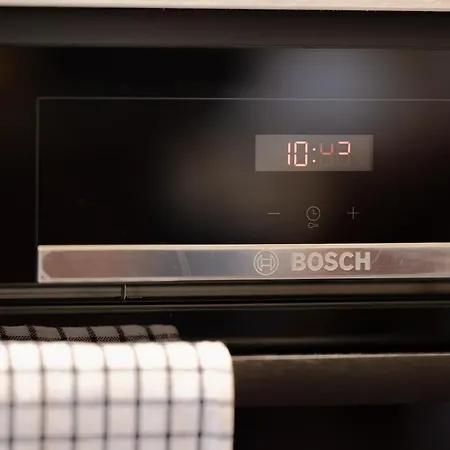 Apartment Market 3-bedroom Design *