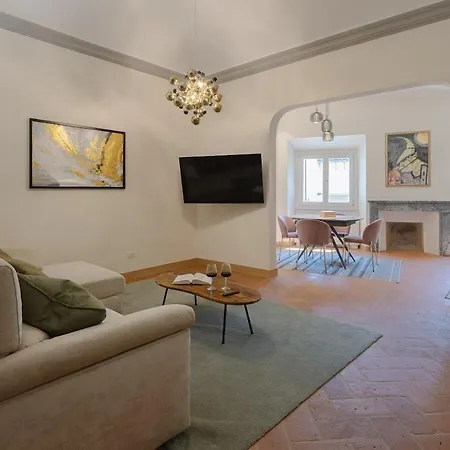 Market 3-bedroom Design *