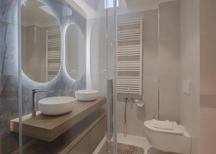 Apartment Market 3-bedroom Design *