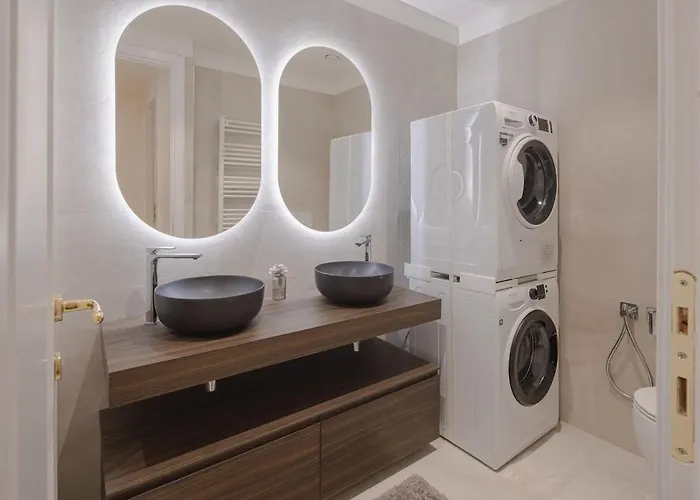 Market 3-bedroom Design Apartment