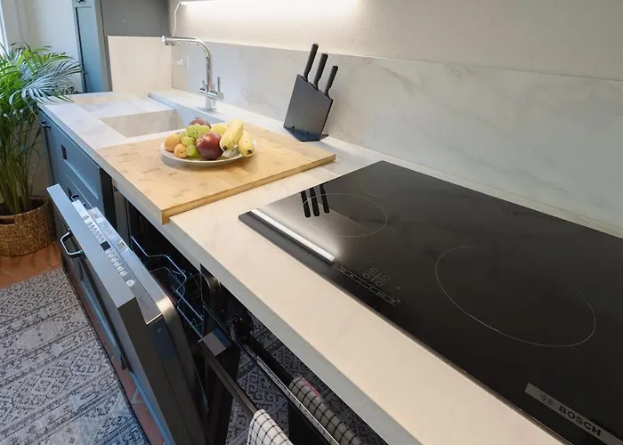 Market 3-bedroom Design Apartment Florence