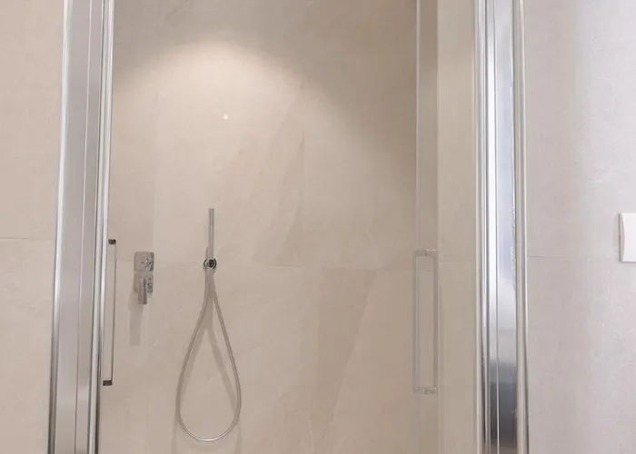 Market 3-bedroom Design Florence
